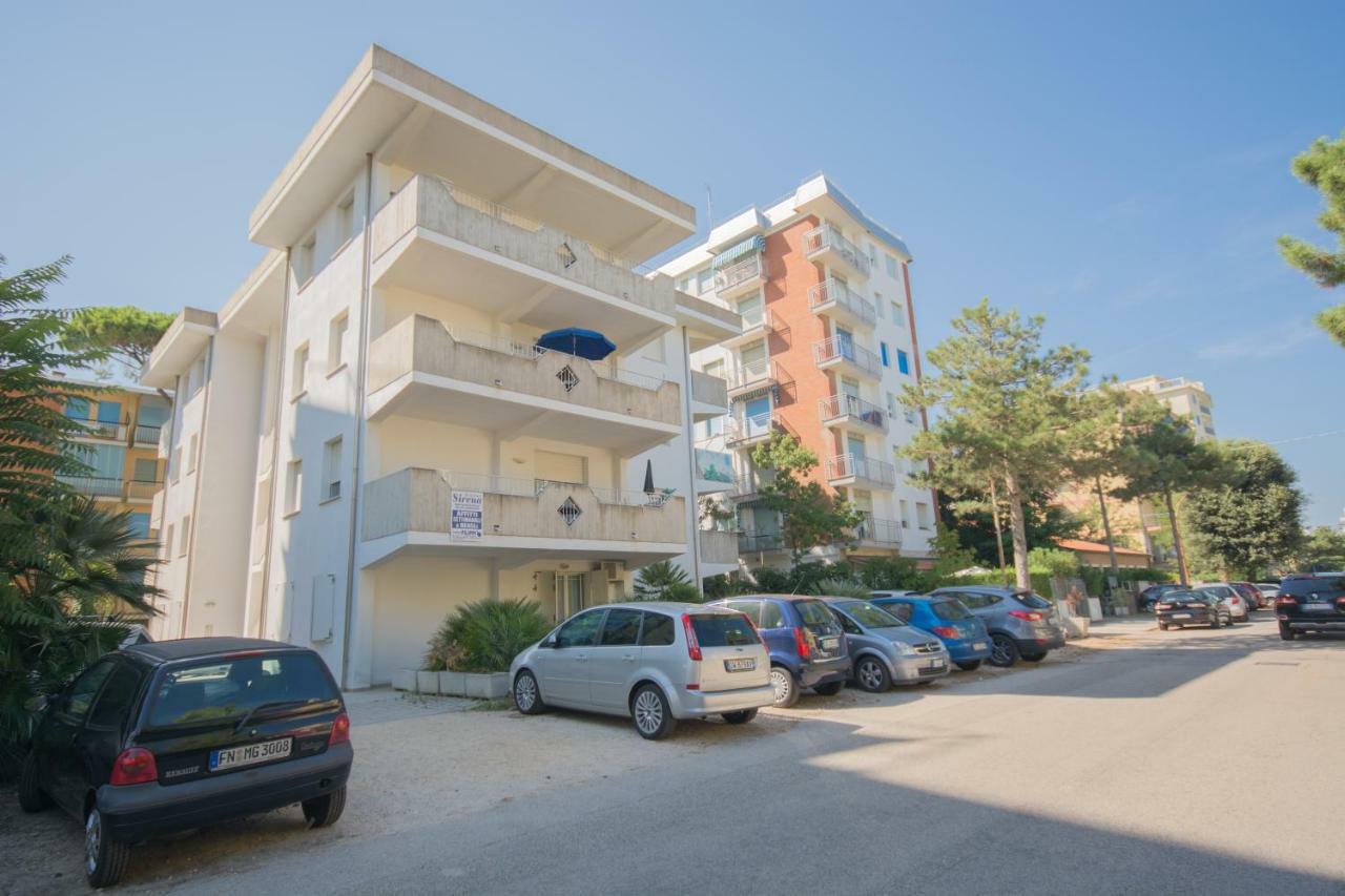 Sirena Apartments Llido Degli Estensi Extérieur photo