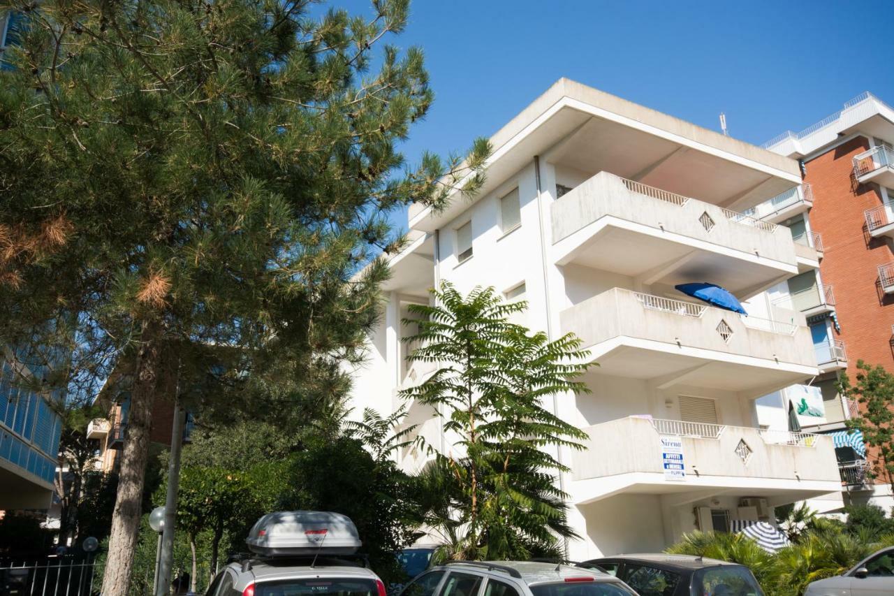 Sirena Apartments Llido Degli Estensi Extérieur photo